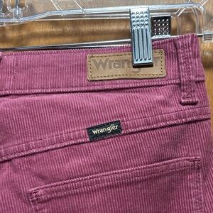 Wrangler NWT Burgundy Corduroy High-Rise Fierce Flare Pants 26x32
